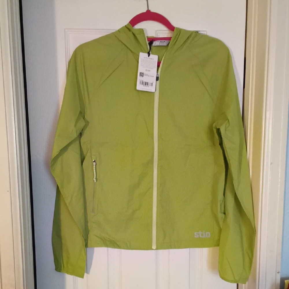 Stio Women's Light Green Raincoat